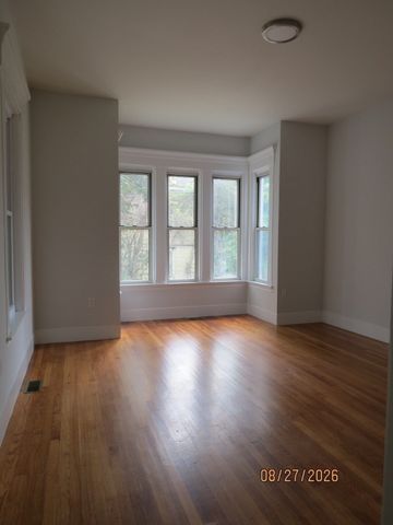 51 Grove Avenue, Leominster, MA 01453
