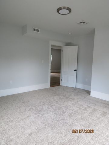 51 Grove Avenue, Leominster, MA 01453