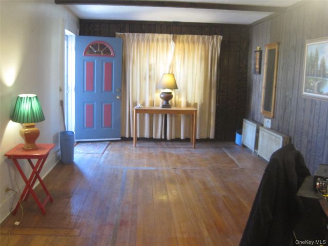 704 Prospect Place, Bellmore, NY 11710