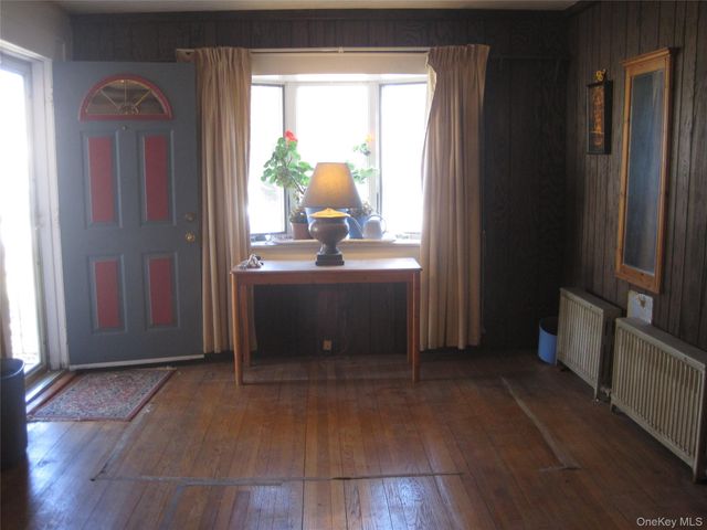 704 Prospect Place, Bellmore, NY 11710