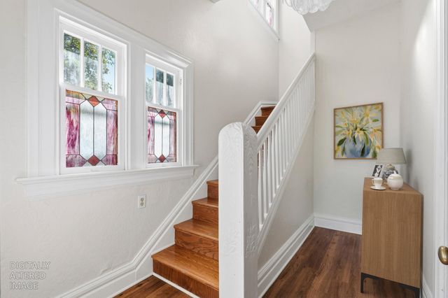 714 18th St, Sacramento, CA 95811