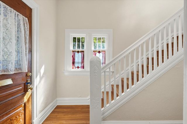 714 18th St, Sacramento, CA 95811