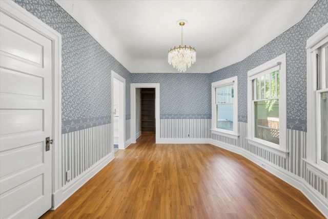 714 18th St, Sacramento, CA 95811