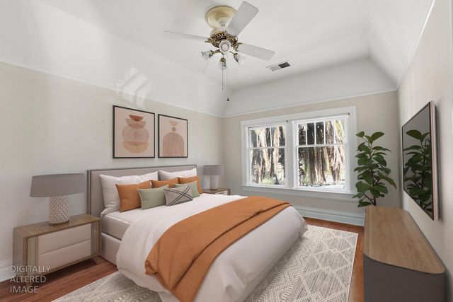 714 18th St, Sacramento, CA 95811