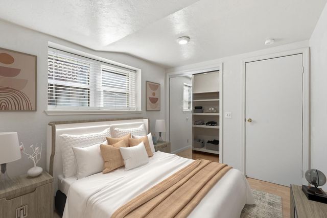 714 18th St, Sacramento, CA 95811