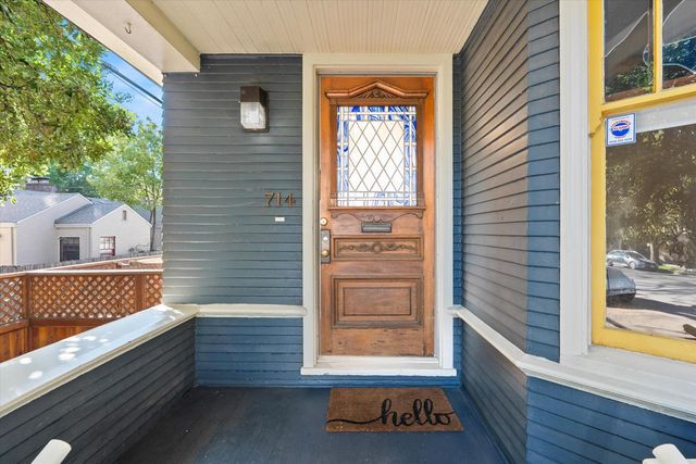 714 18th St, Sacramento, CA 95811