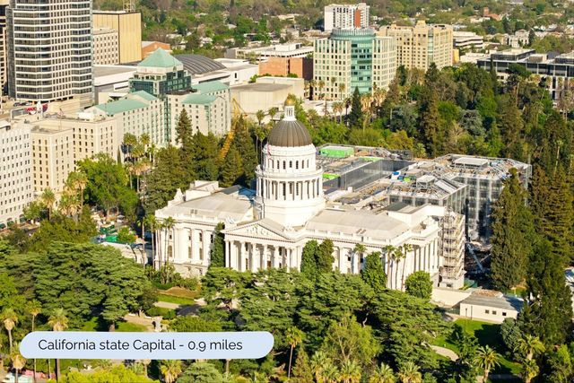 714 18th St, Sacramento, CA 95811