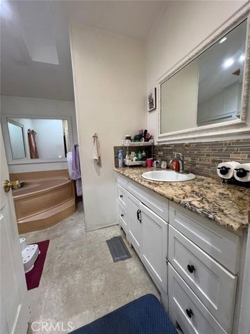 2191 Harbor Boulevard 27, Costa Mesa, CA 92627