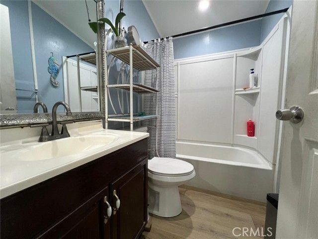 2191 Harbor Boulevard 27, Costa Mesa, CA 92627