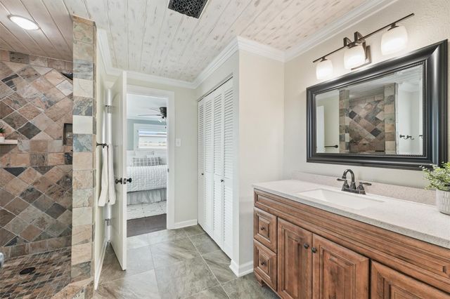 16634 Jamaica Beach Road, Jamaica Beach, TX 77554