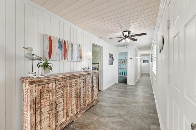 16634 Jamaica Beach Road, Jamaica Beach, TX 77554