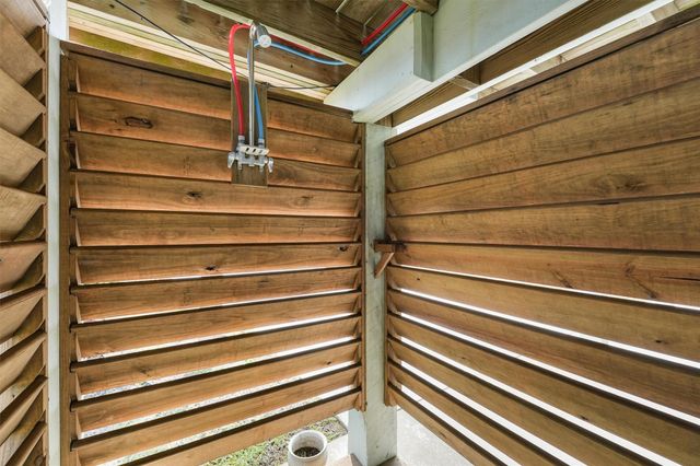 16634 Jamaica Beach Road, Jamaica Beach, TX 77554