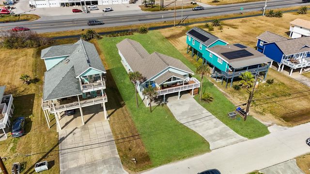 16634 Jamaica Beach Road, Jamaica Beach, TX 77554