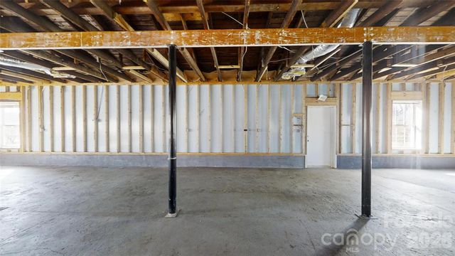 2303 E Main Street, Lincolnton, NC 28092