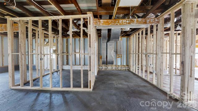 2303 E Main Street, Lincolnton, NC 28092