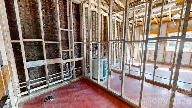 2303 E Main Street, Lincolnton, NC 28092