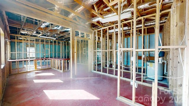 2303 E Main Street, Lincolnton, NC 28092