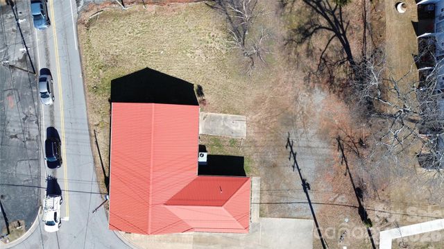2303 E Main Street, Lincolnton, NC 28092