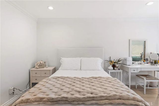 4211 Arch 103, Studio City, CA 91604