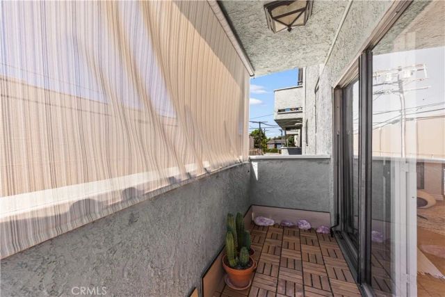 4211 Arch 103, Studio City, CA 91604