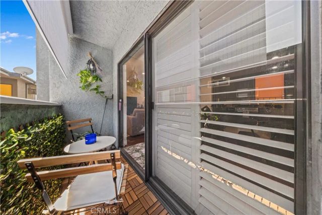 4211 Arch 103, Studio City, CA 91604