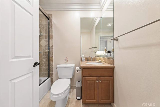 4211 Arch 103, Studio City, CA 91604
