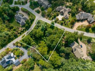 27 Summit Tower Circle, Asheville, NC 28804