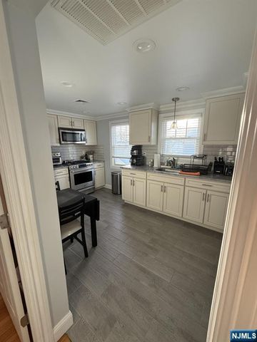 337 2nd Street, Saddle Brook, NJ 07663