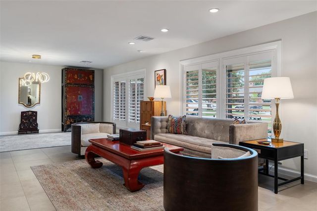 1708 Randel Road, Nichols Hills, OK 73116