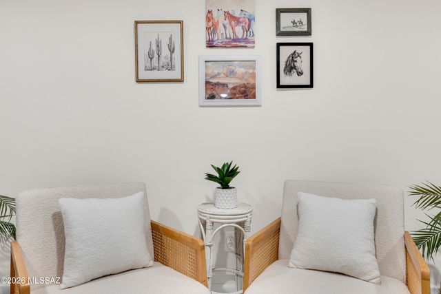 2620 E Copper Street, Tucson, AZ 85716