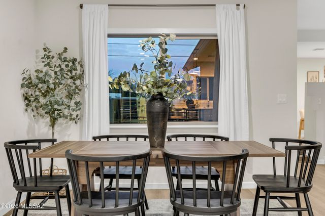 2620 E Copper Street, Tucson, AZ 85716