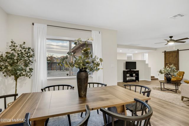 2620 E Copper Street, Tucson, AZ 85716