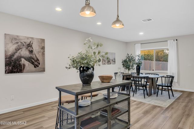 2620 E Copper Street, Tucson, AZ 85716