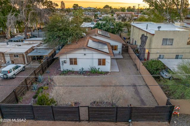 2620 E Copper Street, Tucson, AZ 85716