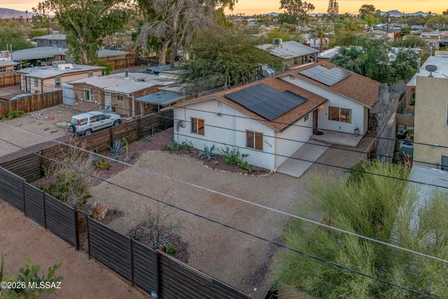2620 E Copper Street, Tucson, AZ 85716