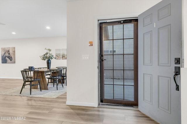 2620 E Copper Street, Tucson, AZ 85716