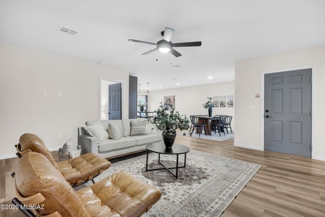 2620 E Copper Street, Tucson, AZ 85716