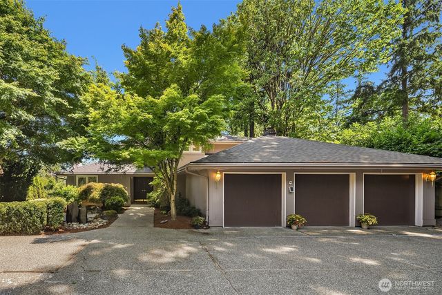 7066 92nd Avenue SE, Mercer Island, WA 98040