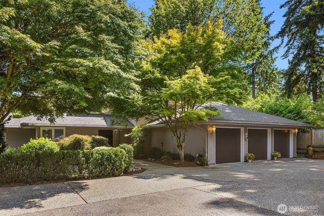 7066 92nd Avenue SE, Mercer Island, WA 98040