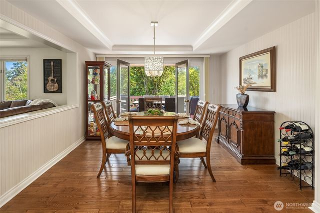 7066 92nd Avenue SE, Mercer Island, WA 98040