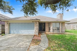 7037 Sun Wood Dr, Corpus Christi, TX 78413