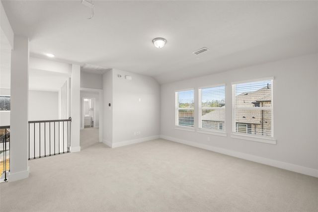 1112 E Hidden Lakes Drive, Desoto, TX 75115