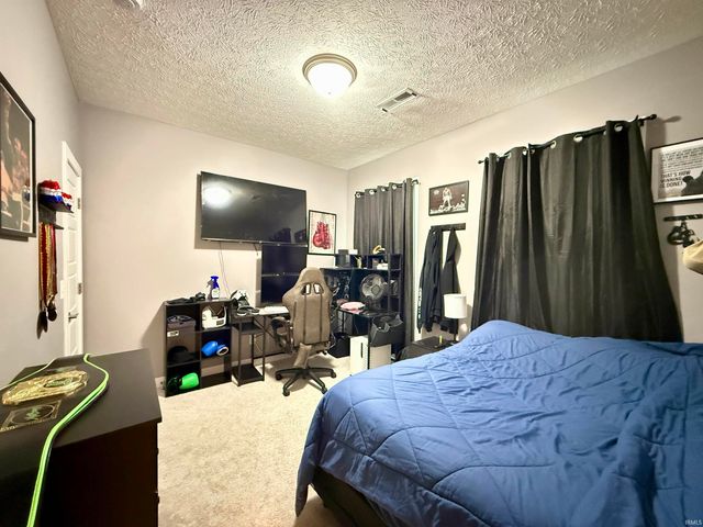 1165 Helen Court, Boonville, IN 47601