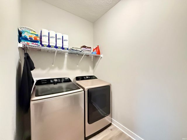 1165 Helen Court, Boonville, IN 47601