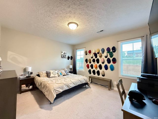 1165 Helen Court, Boonville, IN 47601