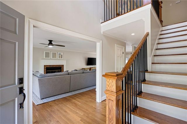 502 Riverview Court, Woodstock, GA 30188