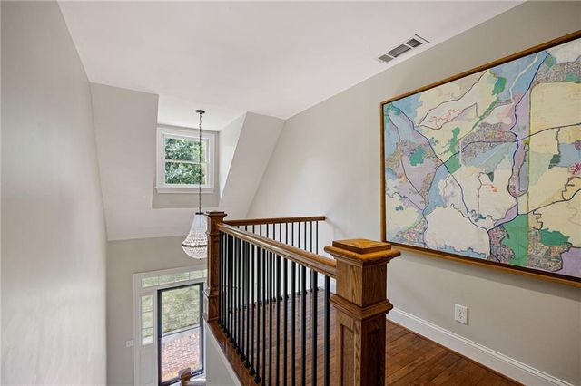 502 Riverview Court, Woodstock, GA 30188