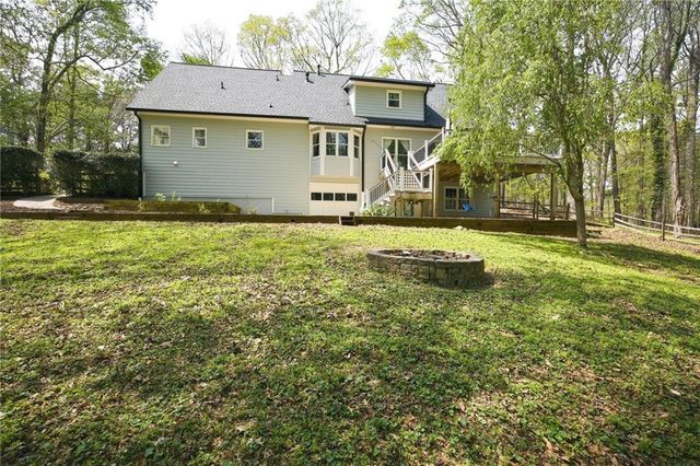 502 Riverview Court, Woodstock, GA 30188