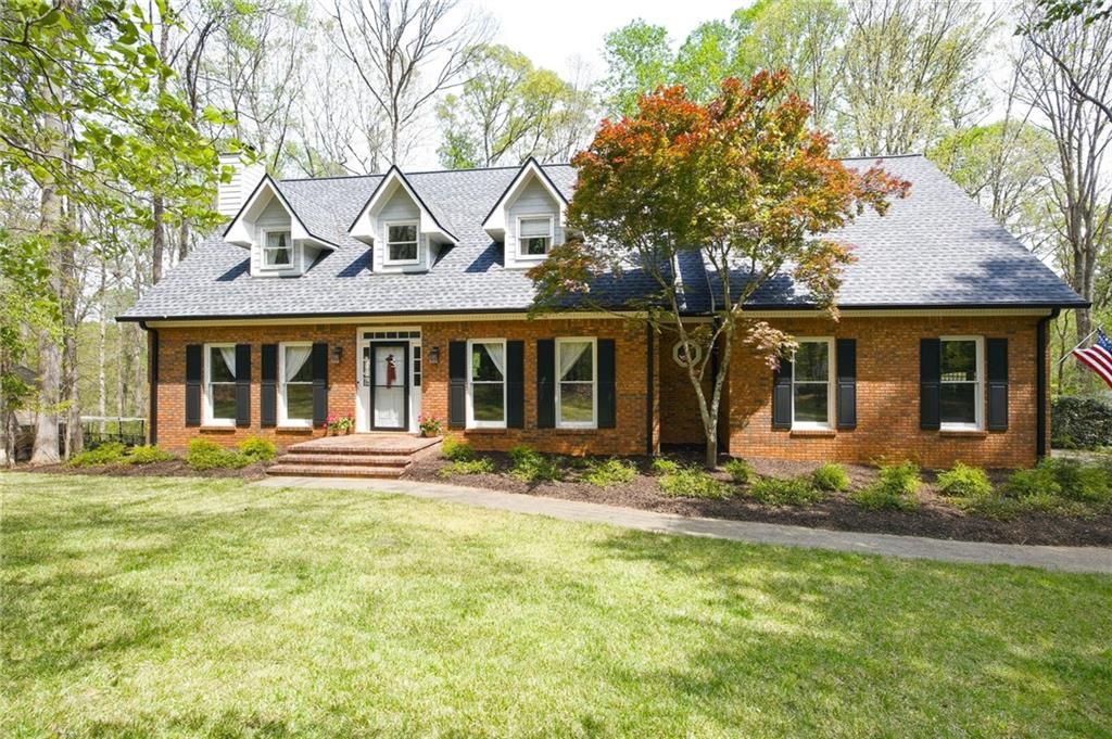 502 Riverview Court, Woodstock, GA 30188