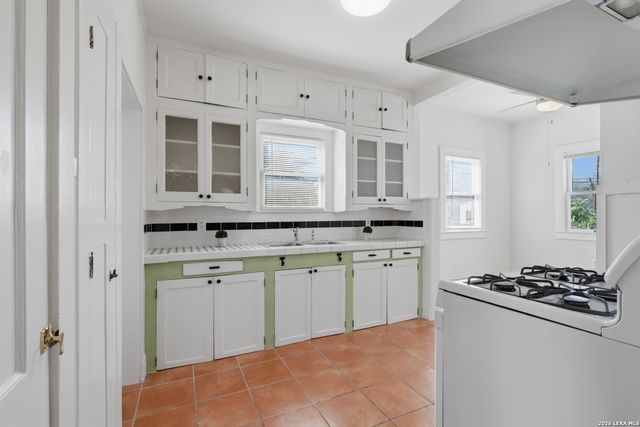 1446 Fulton, San Antonio, TX 78201